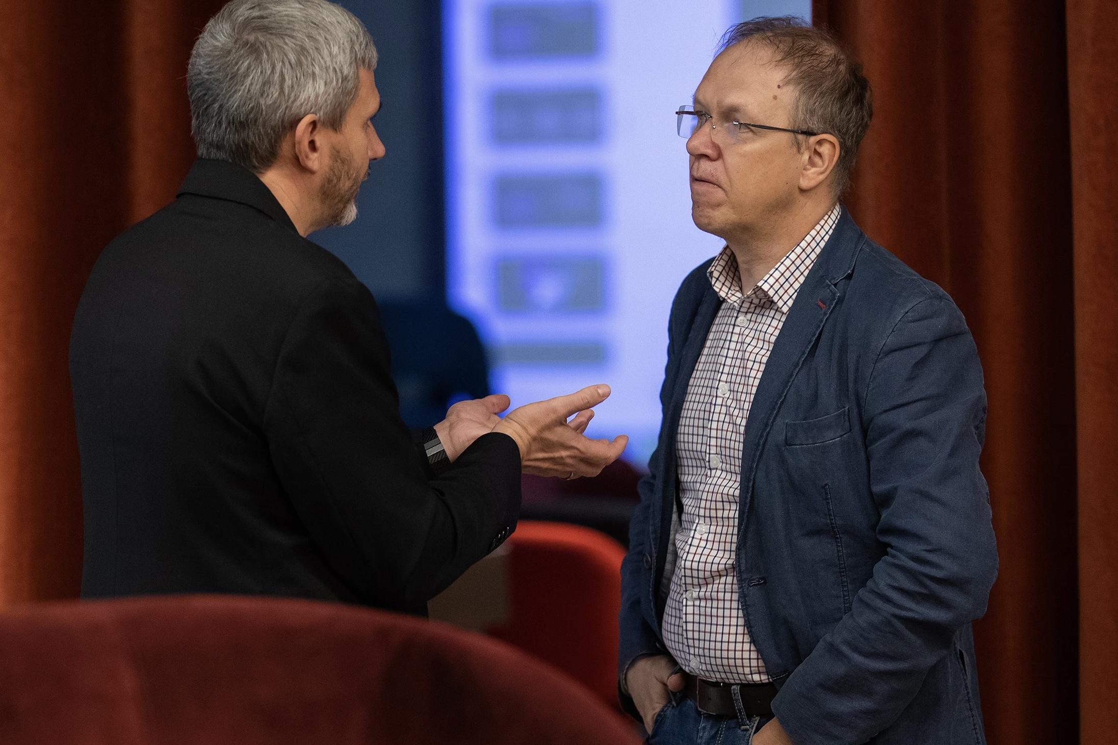 "ИСКУССТВО КОММУНИКАЦИИ: СЕКРЕТЫ РАЗВЕДЧИКА ДЛЯ ЛИДЕРОВ БИЗНЕСА" 1