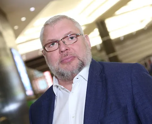 Михаил Слипенчук