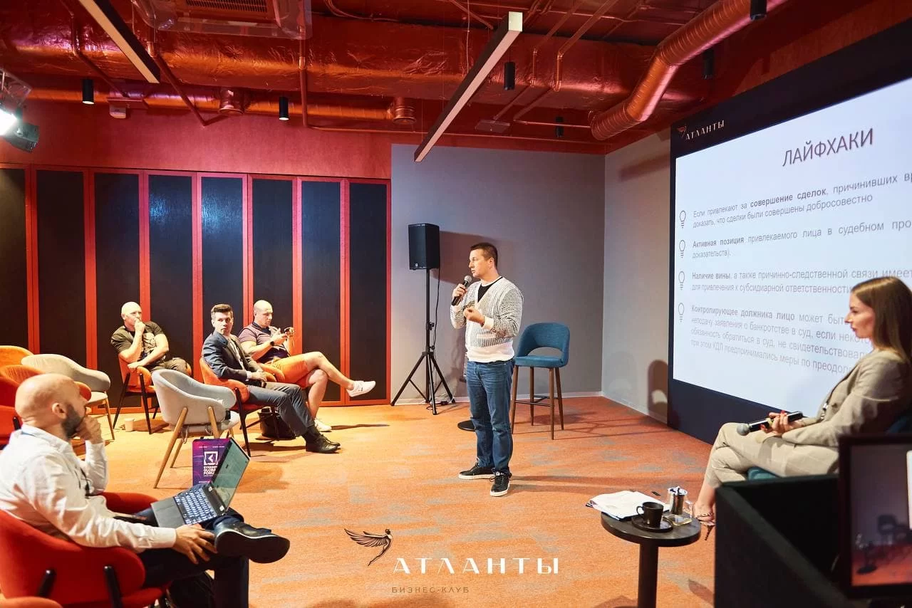 Почему взрослые люди теряют друзей и где находят тех, кому можно позвонить среди ночи — Фото